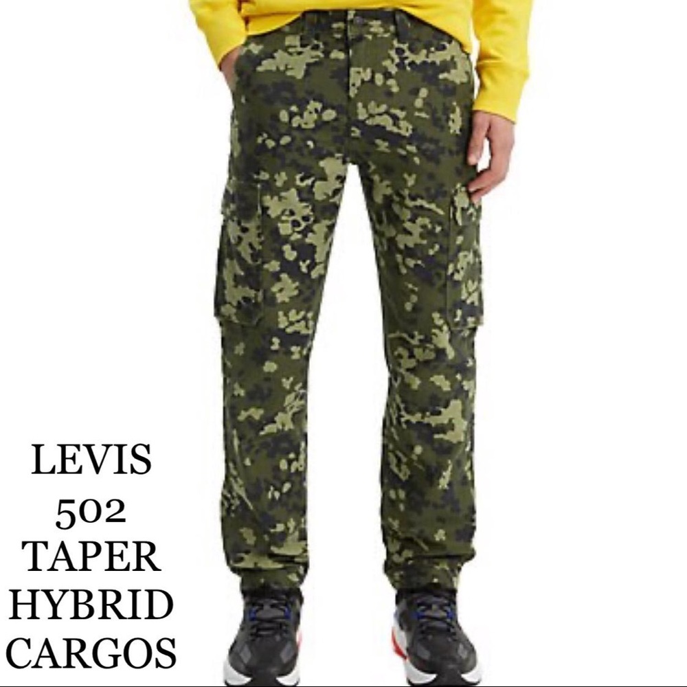 HP🎉NWT LEVIS 502 TAPER HYBRID CARGOS PANTS